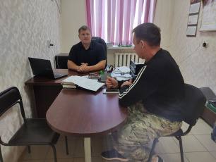 Заместитель главы Пластуновского сельского поселения А.А.Завгородний проводит личные приемы граждан